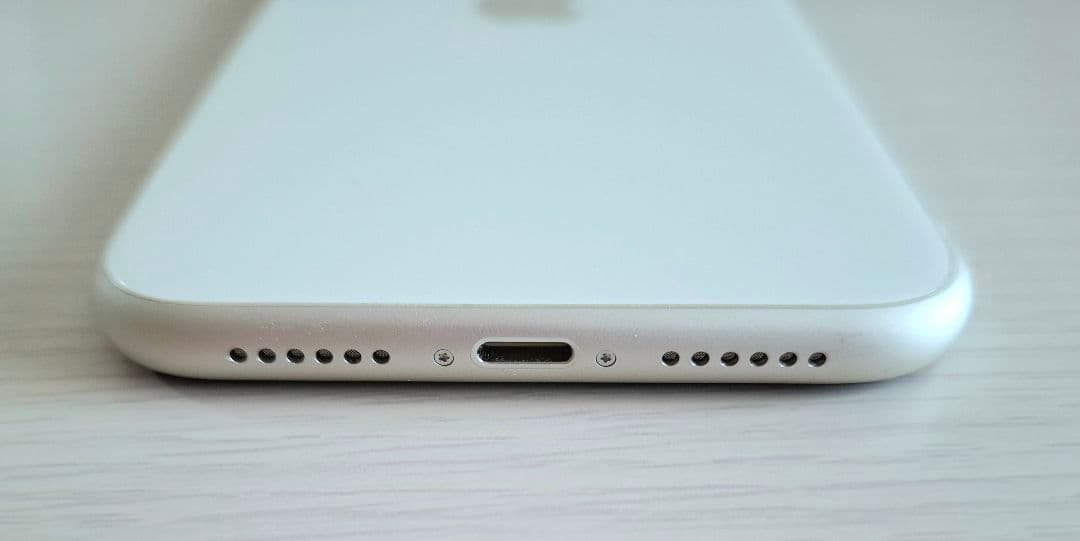 バッテリー97%【超美品】iPhone11 ホワイト 128GB SIMフリー