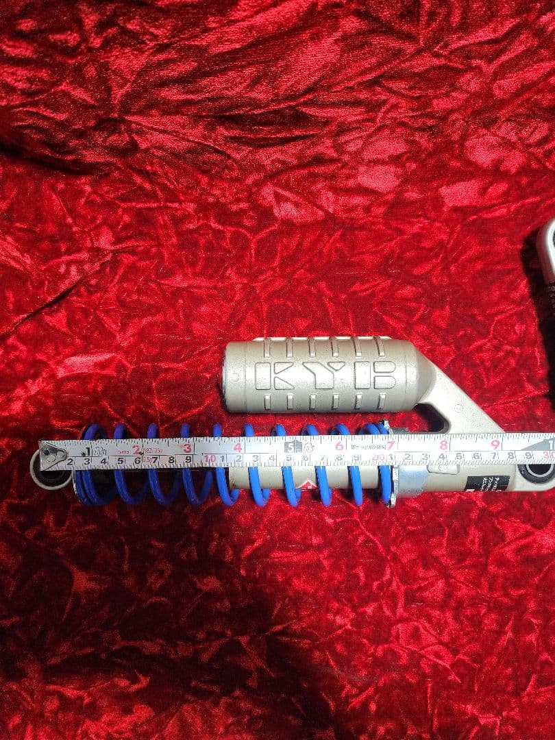 カヤバ　別体タンク　リアショック　ガスショック　kayaba