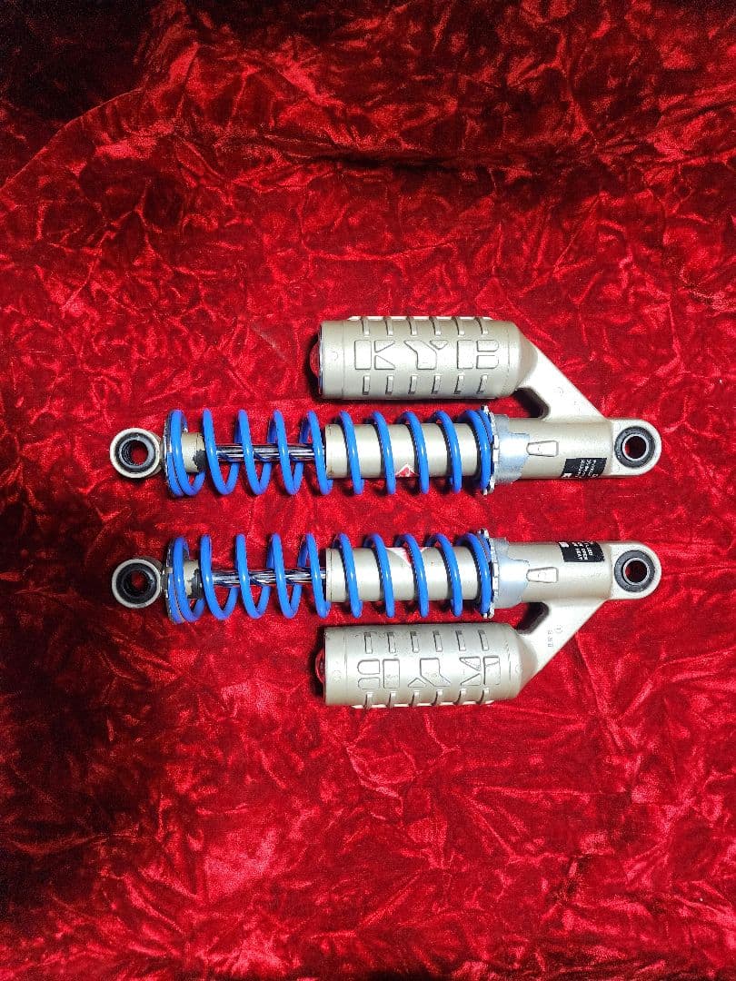 カヤバ　別体タンク　リアショック　ガスショック　kayaba