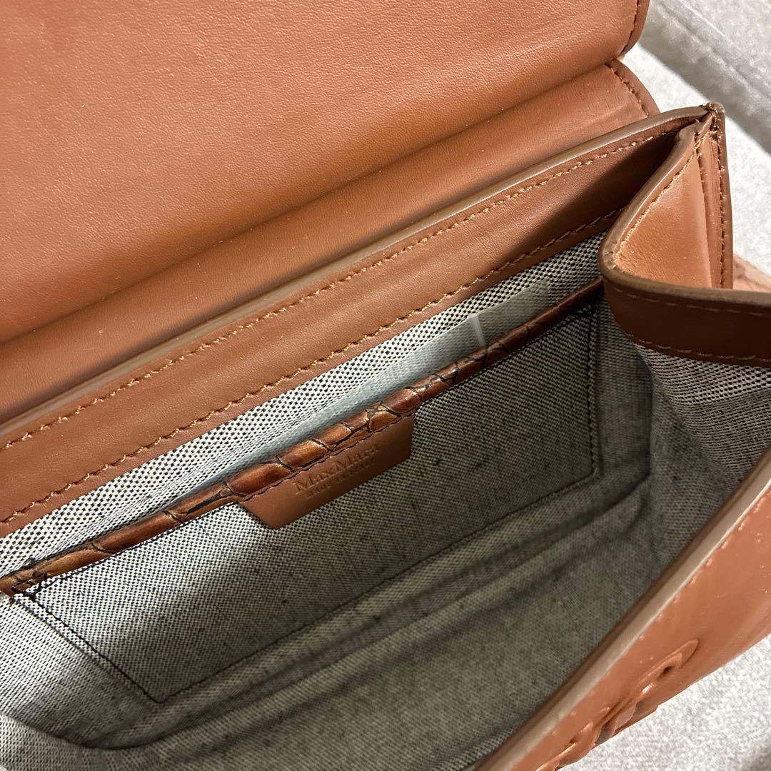 クロコダイル風レザーショルダーバッグ