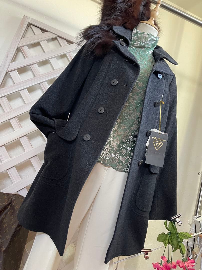 春を歩む⭐︎ 定価26万 ⭐︎カシミヤ⭐︎46サイズ　ワールド⭐︎ファー付き 春オッケー