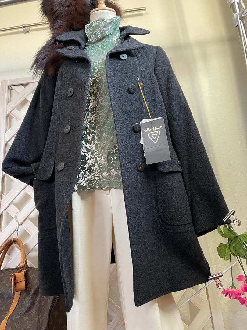 春を歩む⭐︎ 定価26万 ⭐︎カシミヤ⭐︎46サイズ　ワールド⭐︎ファー付き 春オッケー