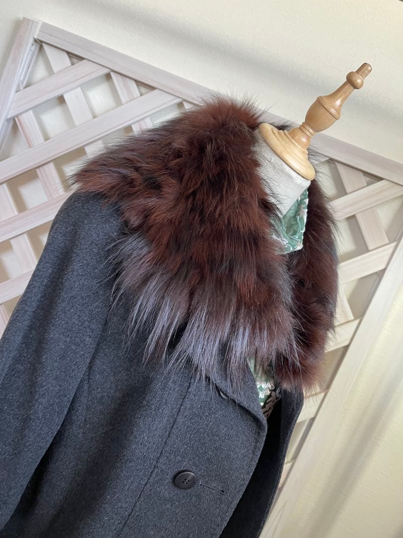 春を歩む⭐︎ 定価26万 ⭐︎カシミヤ⭐︎46サイズ　ワールド⭐︎ファー付き 春オッケー