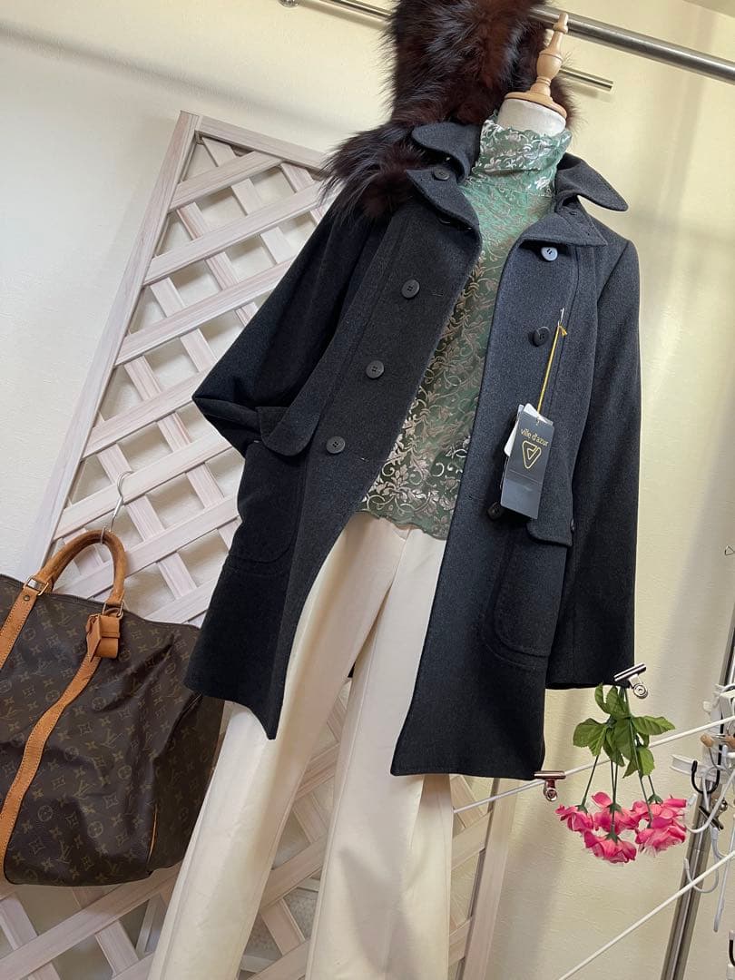 春を歩む⭐︎ 定価26万 ⭐︎カシミヤ⭐︎46サイズ　ワールド⭐︎ファー付き 春オッケー