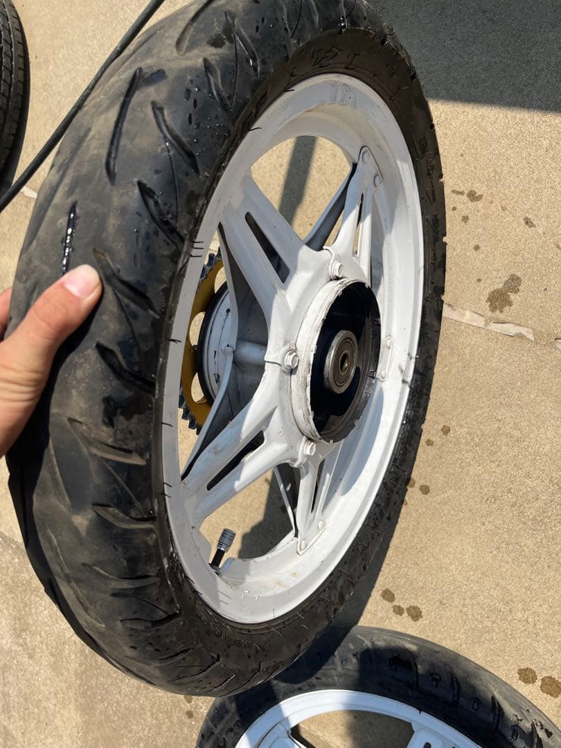 Cb250t コムスターホイール　ゴールドスプロケ付き