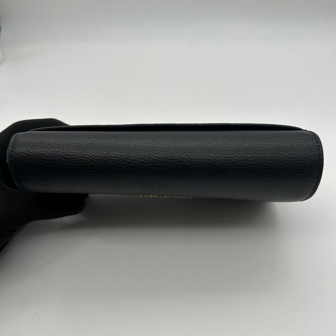 未使用級　マイケルコース　ショルダーウォレット　バッグ　財布　レザー　斜め掛け◎