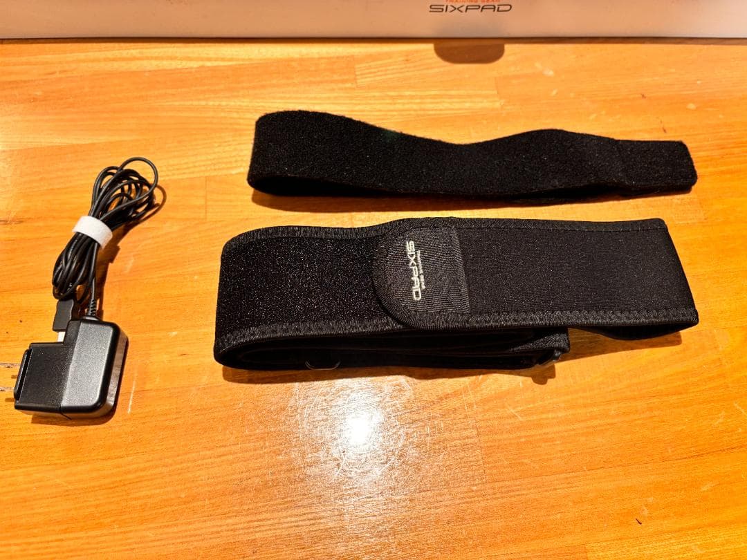 SIXPAD シックスパッド　アブズベルト・ボディフィット　一式セット