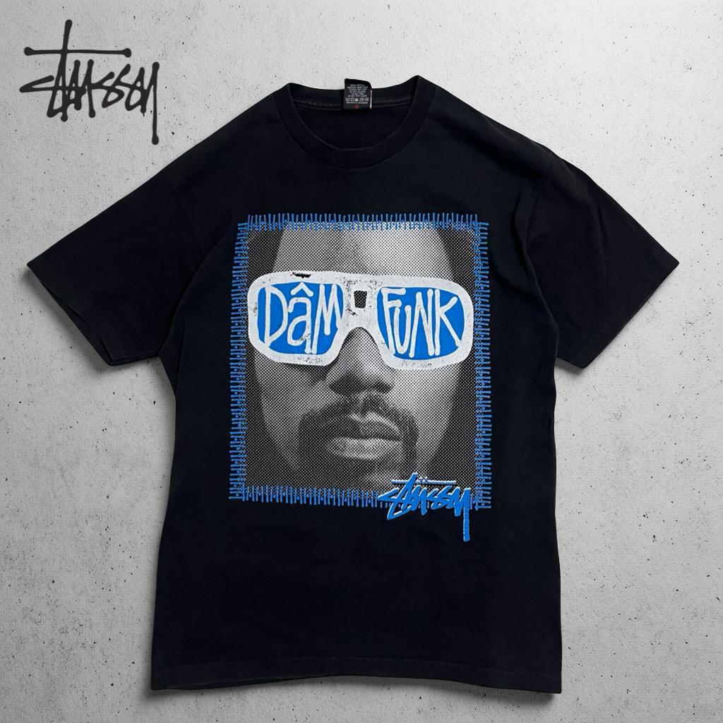希少コラボ STUSSY Dâm-Funk Stones Throw Tシャツ