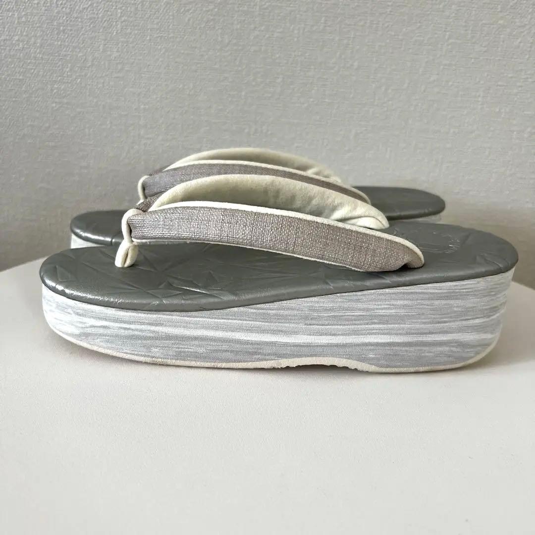 カレンブロッソ草履　Sサイズ