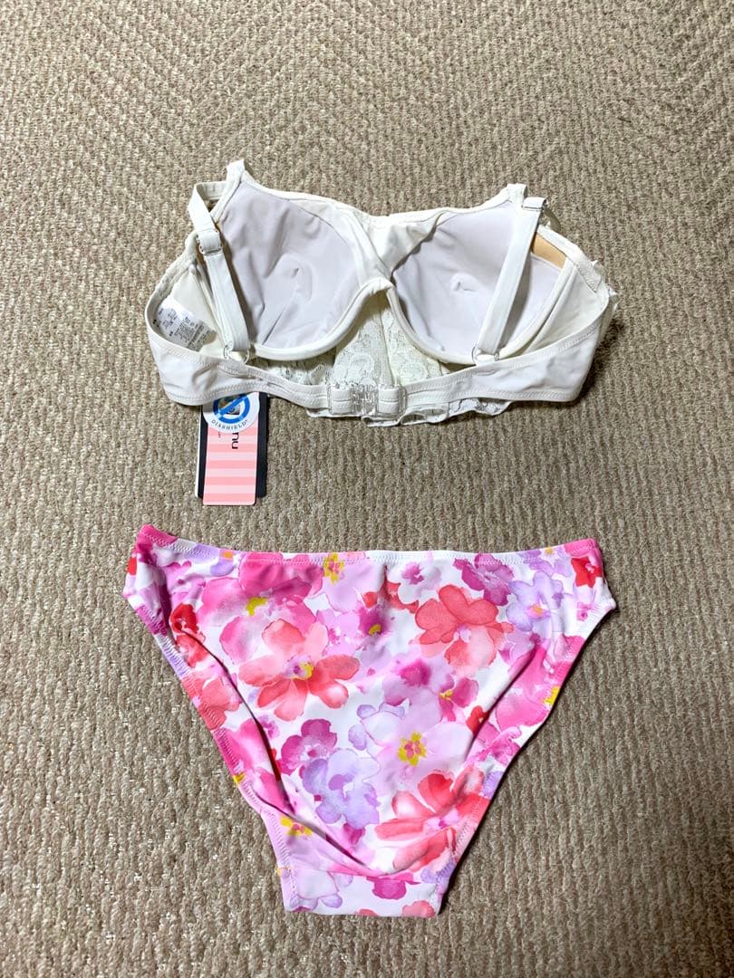 【新品】大きいサイズ　水着　4点セット