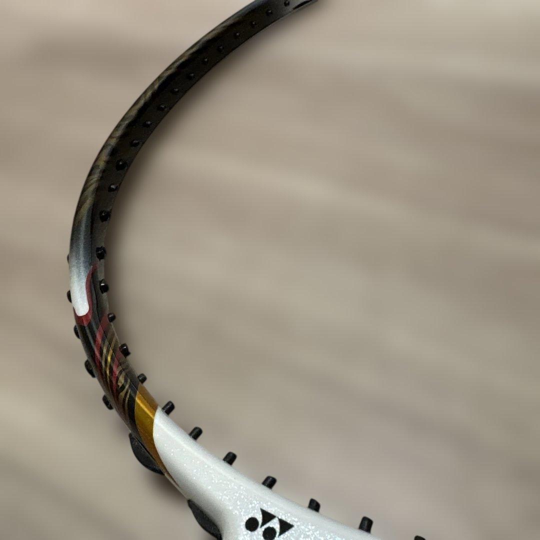 ボルトリック80 yonexバドミントンラケット 3U G5