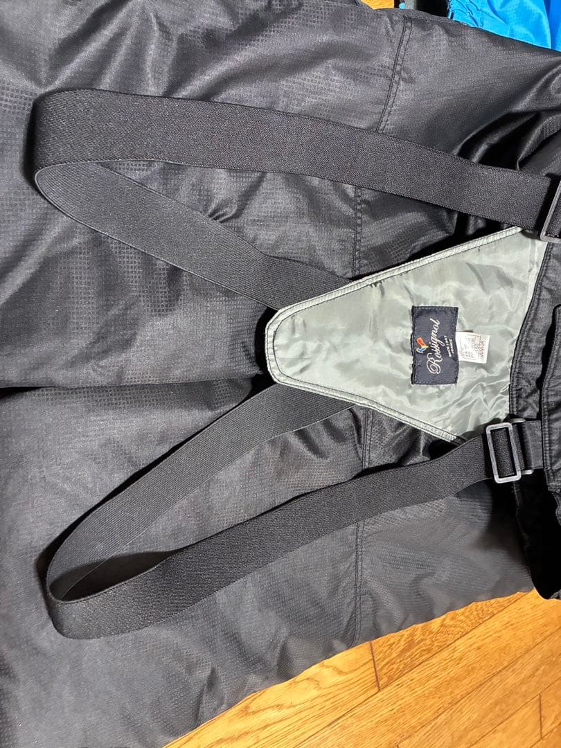 名前記入あり　2回使用　スキーウェア　ロシニョール　160センチ