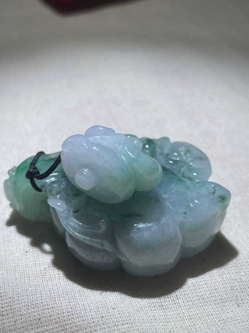 天然翡翠の茶壺 置物 きゅうす