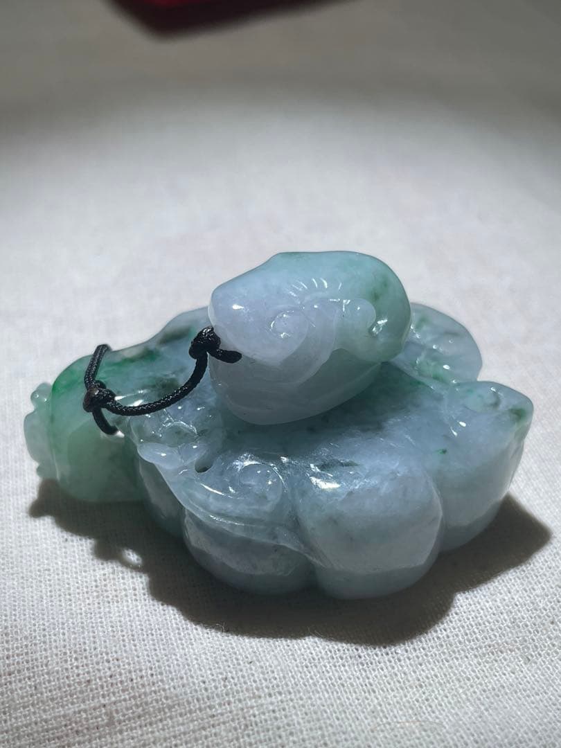 天然翡翠の茶壺 置物 きゅうす