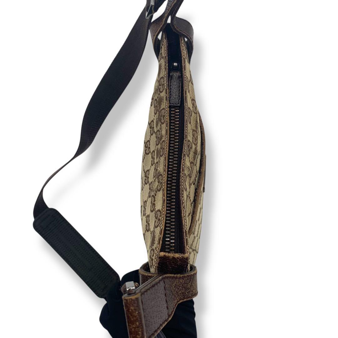 Gucci GG柄　ショルダーバッグ　キャンバス　レザー