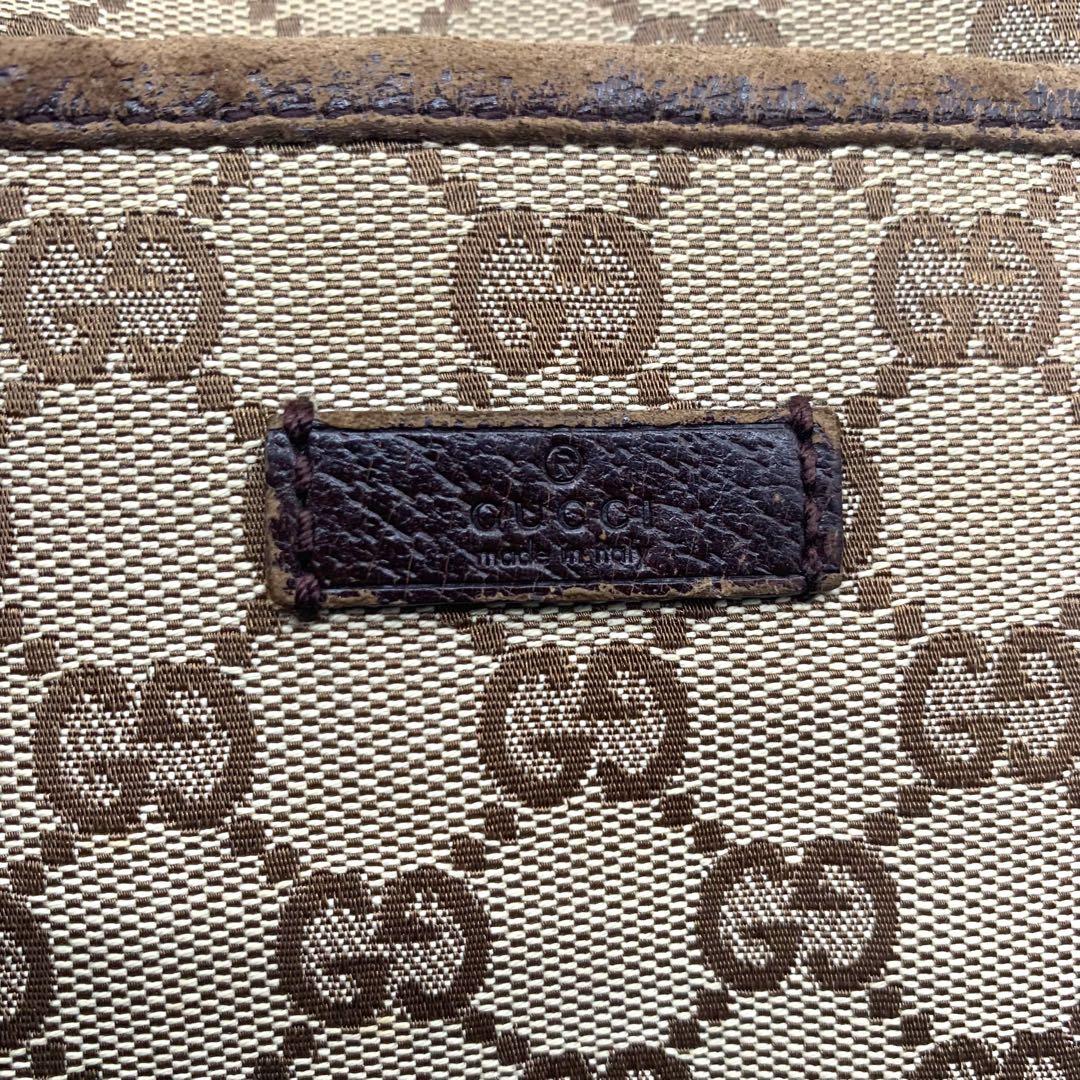Gucci GG柄　ショルダーバッグ　キャンバス　レザー