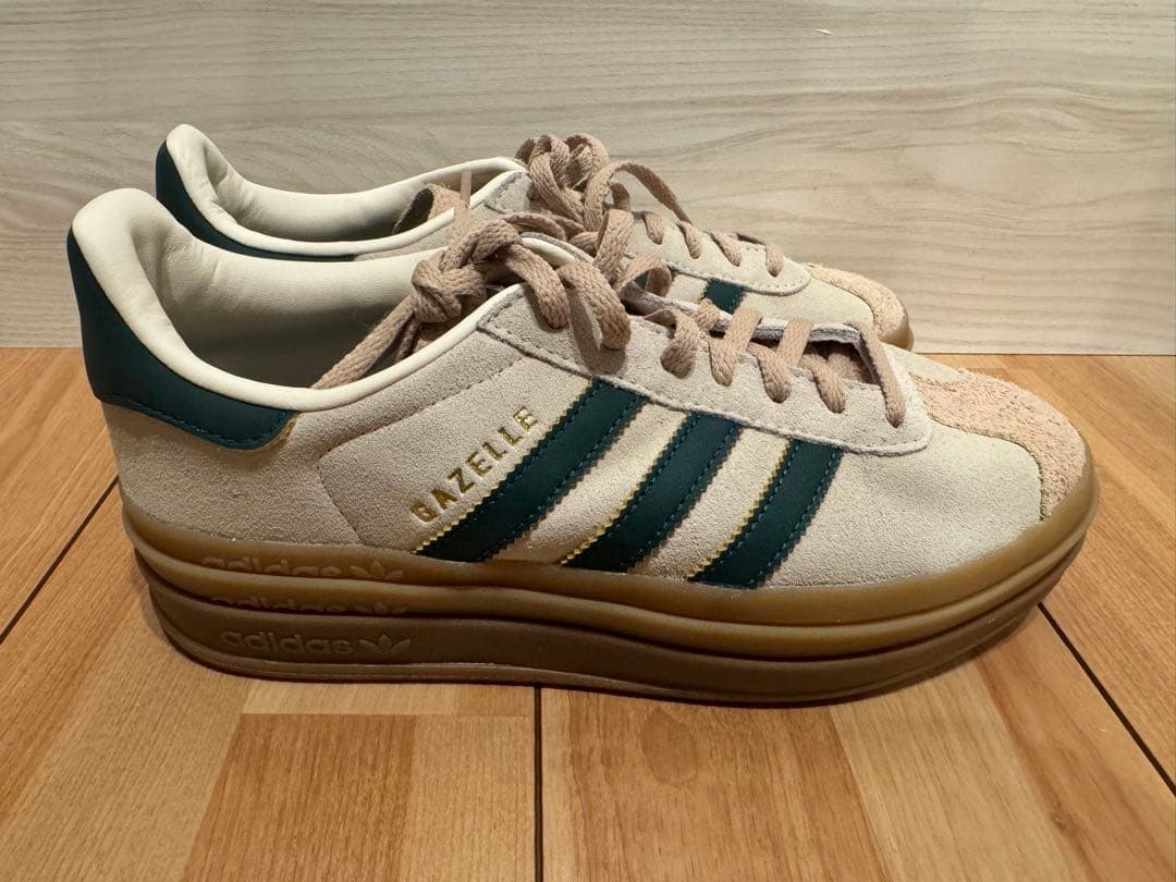 adidasスニーカー GAZELLE BOLD W ID7056 24.5cm