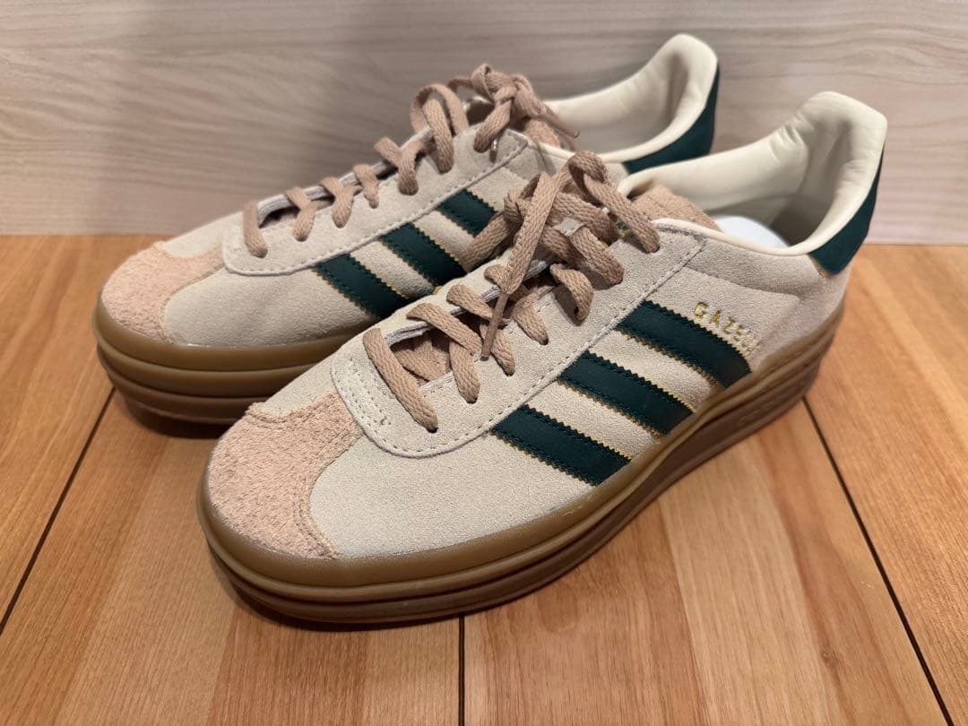 adidasスニーカー GAZELLE BOLD W ID7056 24.5cm