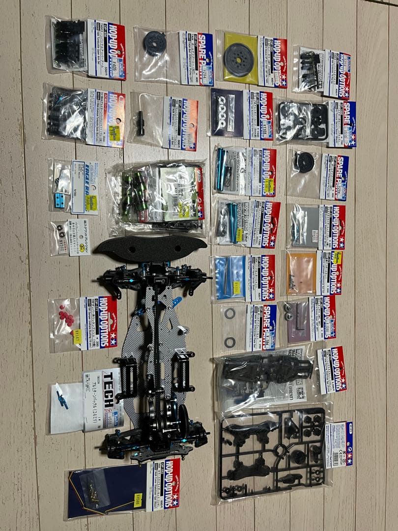 タミヤ1/10 TA04-TRF 組立途中(キットではありません)