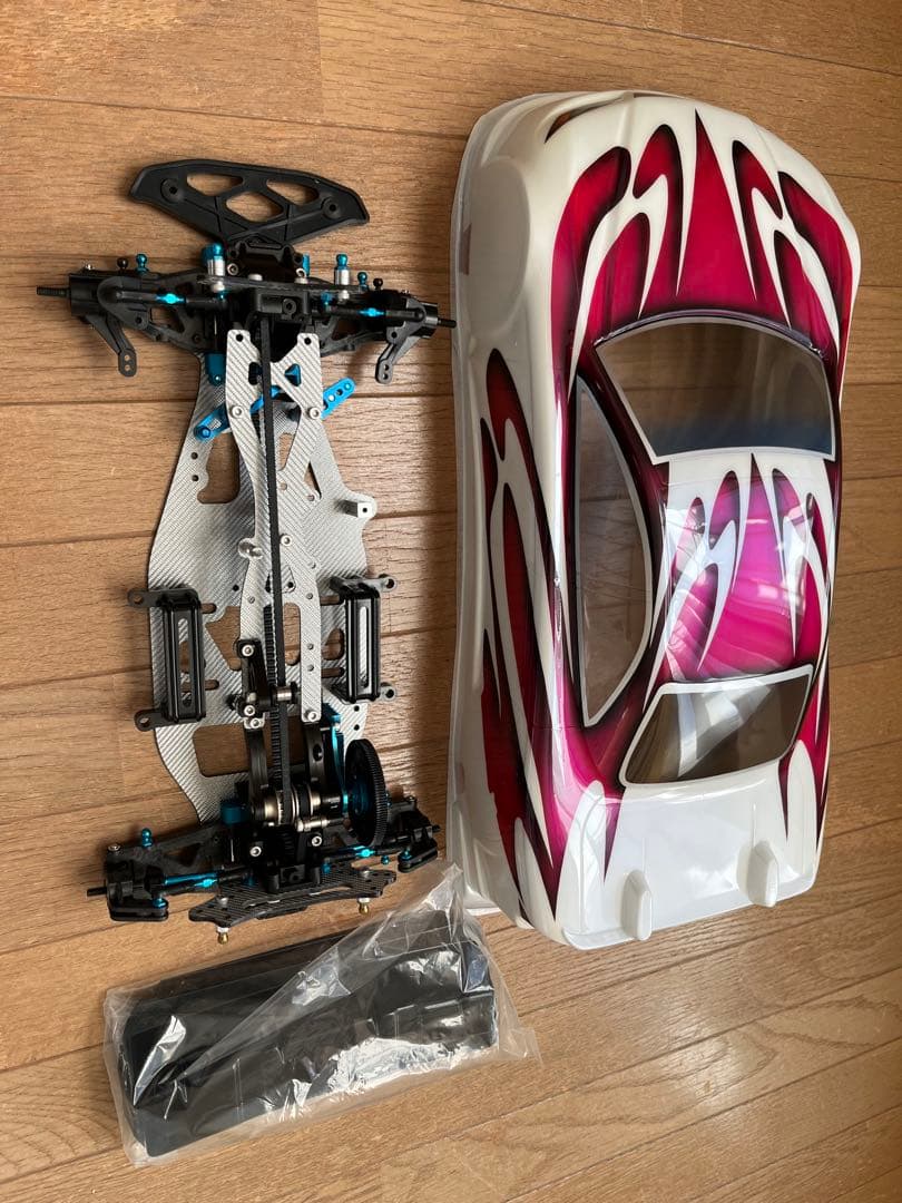 タミヤ1/10 TA04-TRF 組立途中(キットではありません)