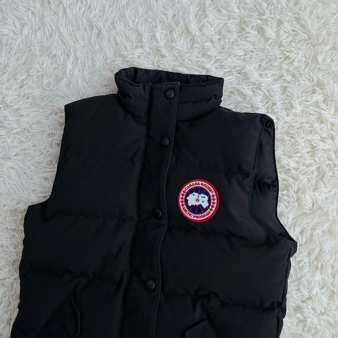 美品✨  ダウンベスト ブラック XSサイズ　レディース