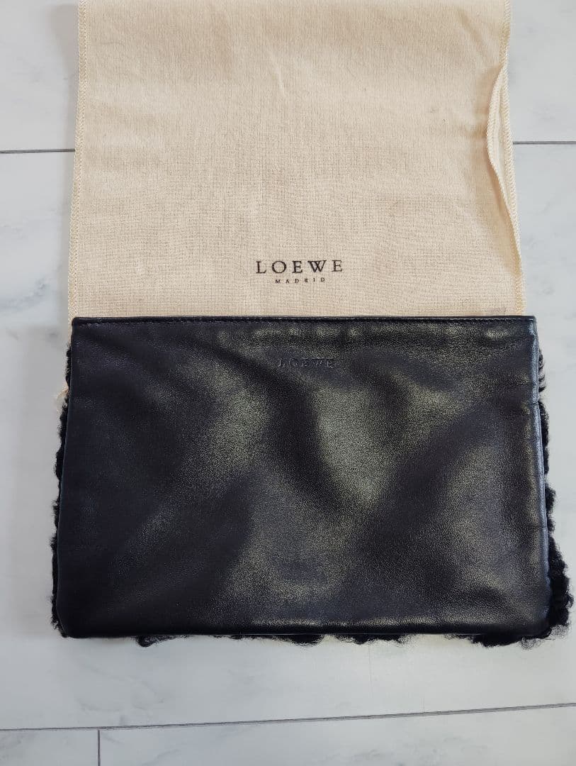 LOEWE クラッチバッグ 黒 レザー・ファー