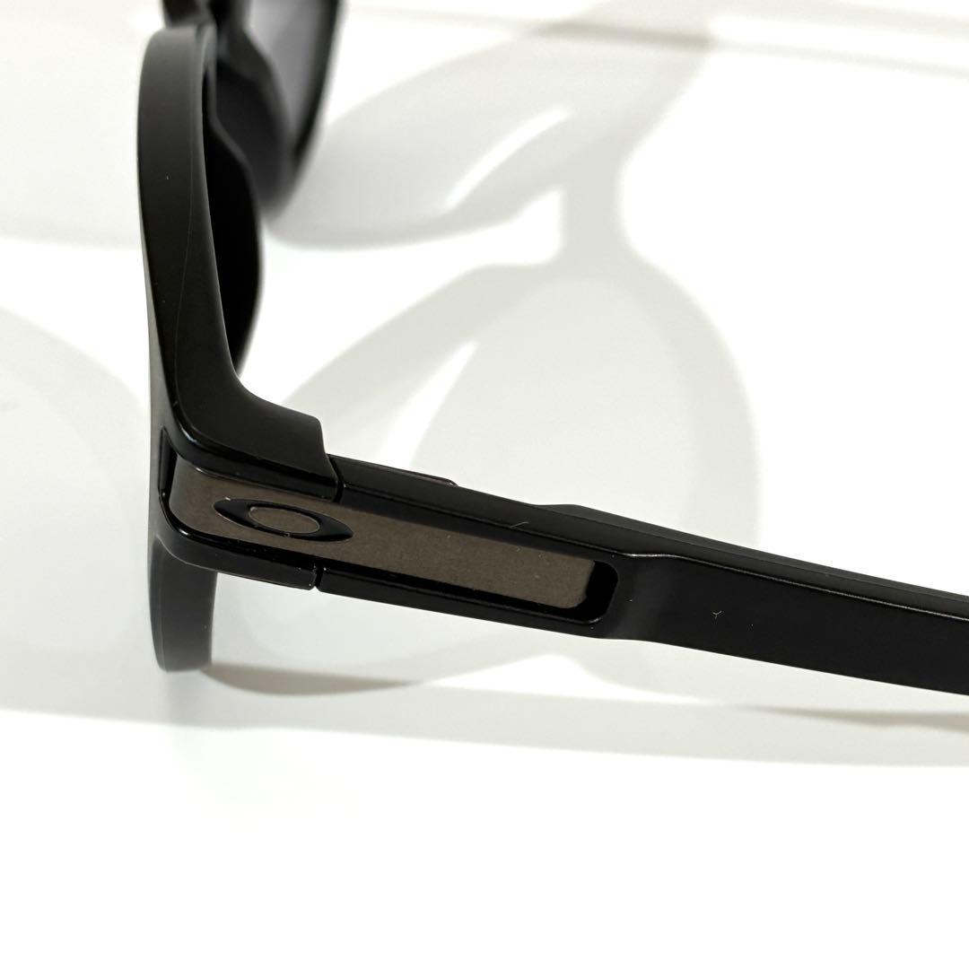 未使用級★ オークリー サングラス LATCH ラッチ マットブラック