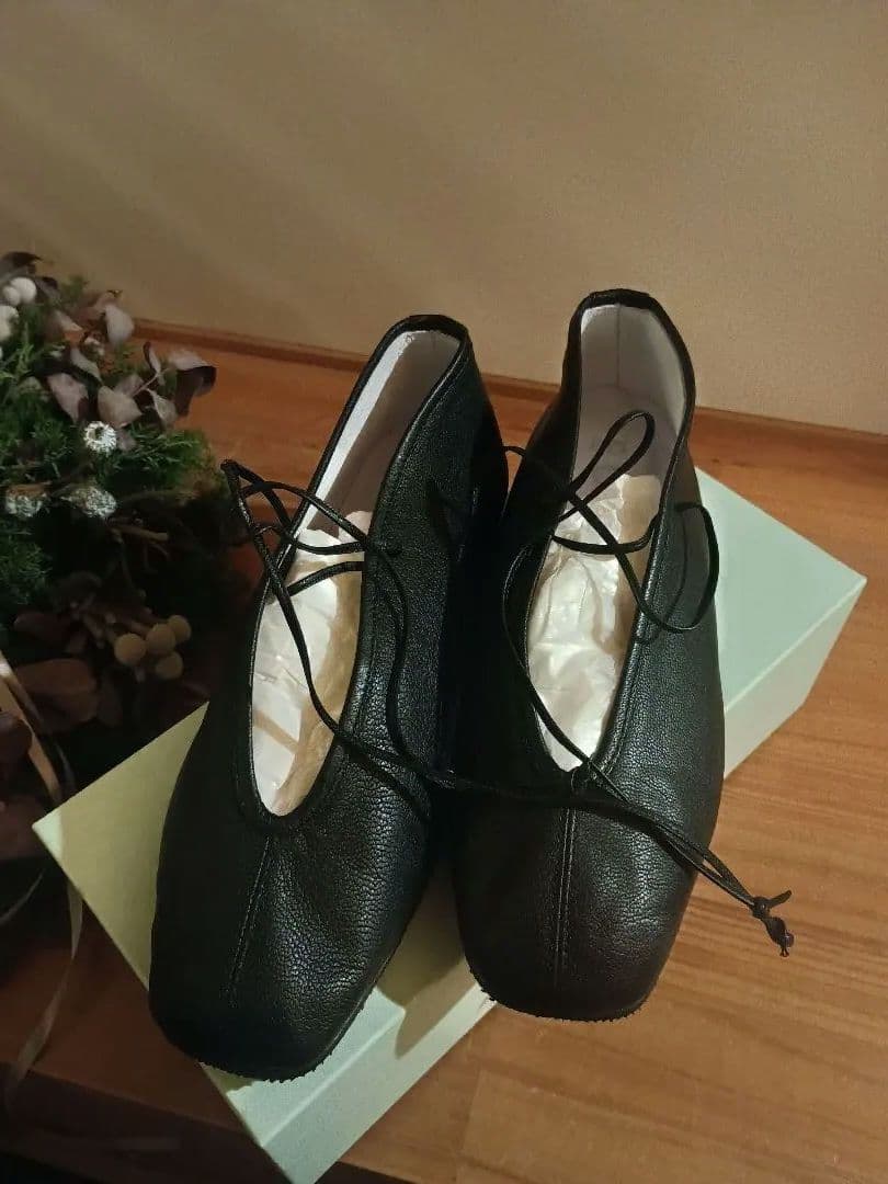 SUI レースアップシューズ ブラック24cm