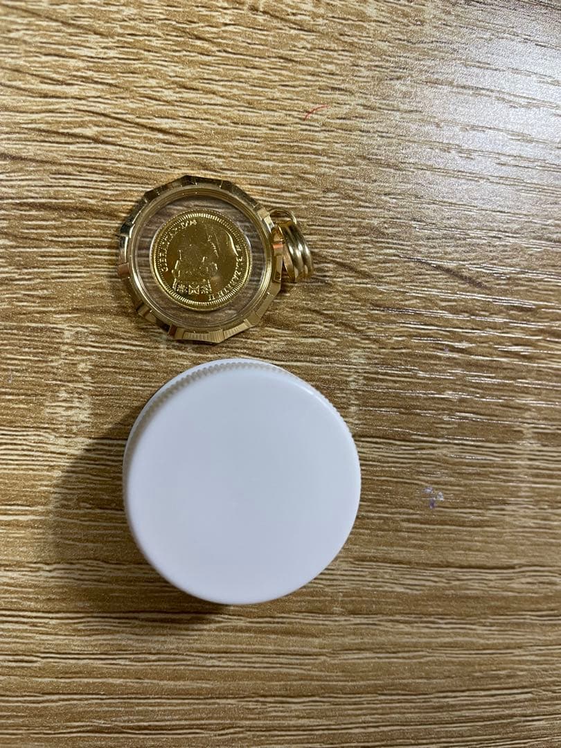 ピーターラビットk18/24k金貨