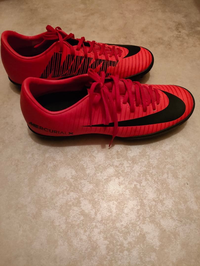 NIKE ナイキ　 サッカートレーニングシューズ マーキュリアルX ビクトリー