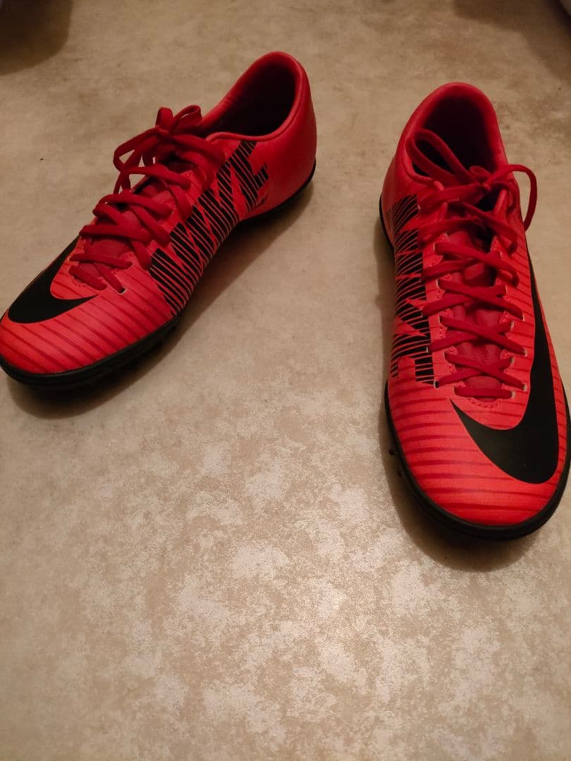 NIKE ナイキ　 サッカートレーニングシューズ マーキュリアルX ビクトリー