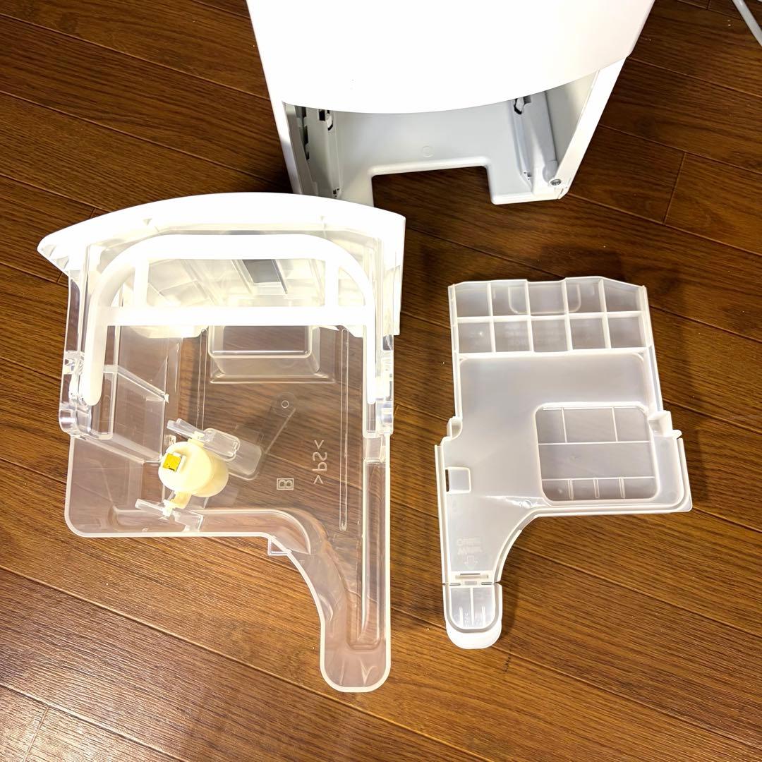 長男Panasonic パナソニック 衣類乾燥除湿機 F-YHVX120