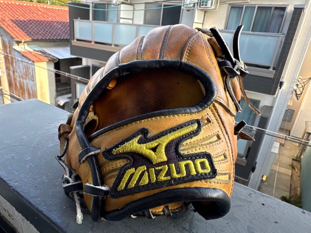 【型よし】ミズノプロ　一般硬式内野手用グラブ