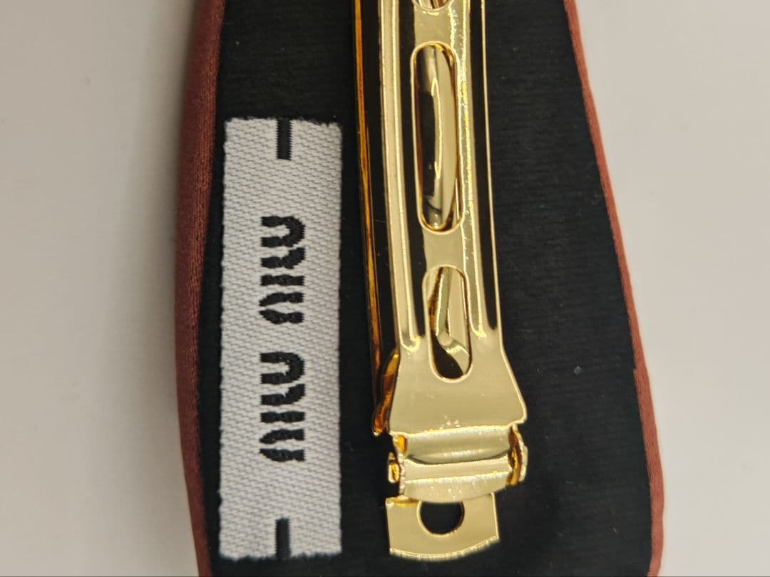 MIU MIU ロゴ ヘアクリップ 2点セット ブラウン系　美品