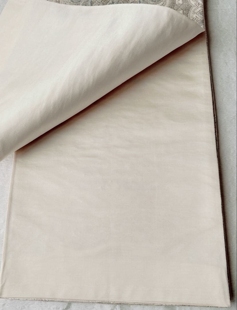 【訳あり特別価格】　正絹　袋帯　六通柄　銀糸　正倉院雪華