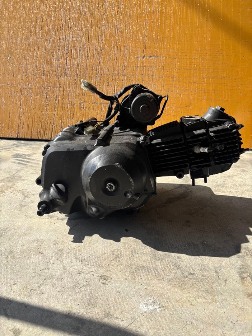 ゼ*ン様 カブ90エンジン