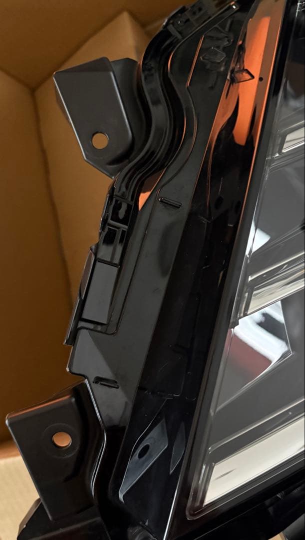 FX500　日産　C28 セレナ　左　ヘッドライト