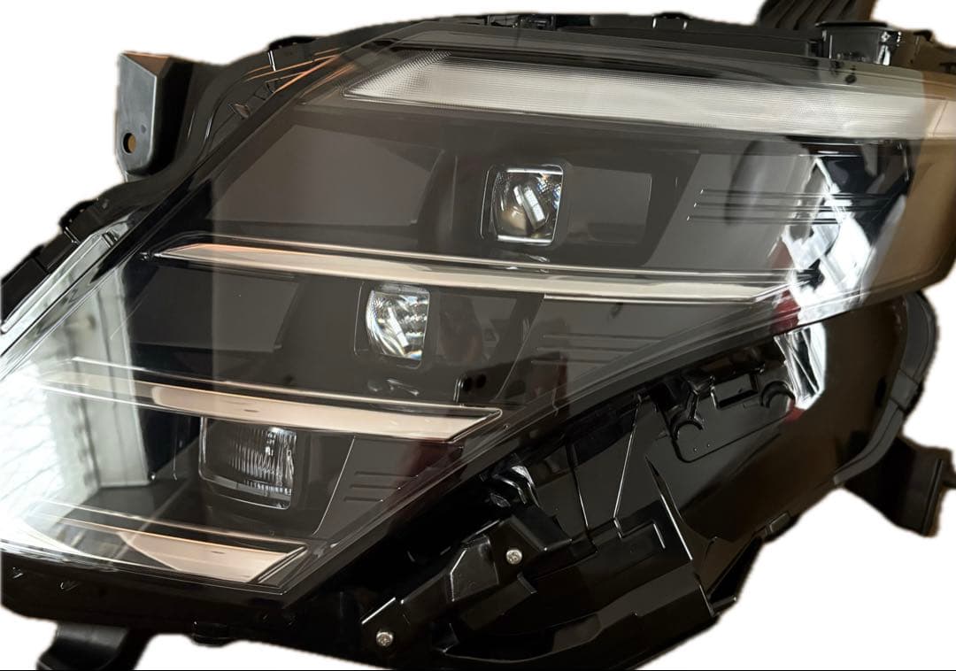 FX500　日産　C28 セレナ　左　ヘッドライト