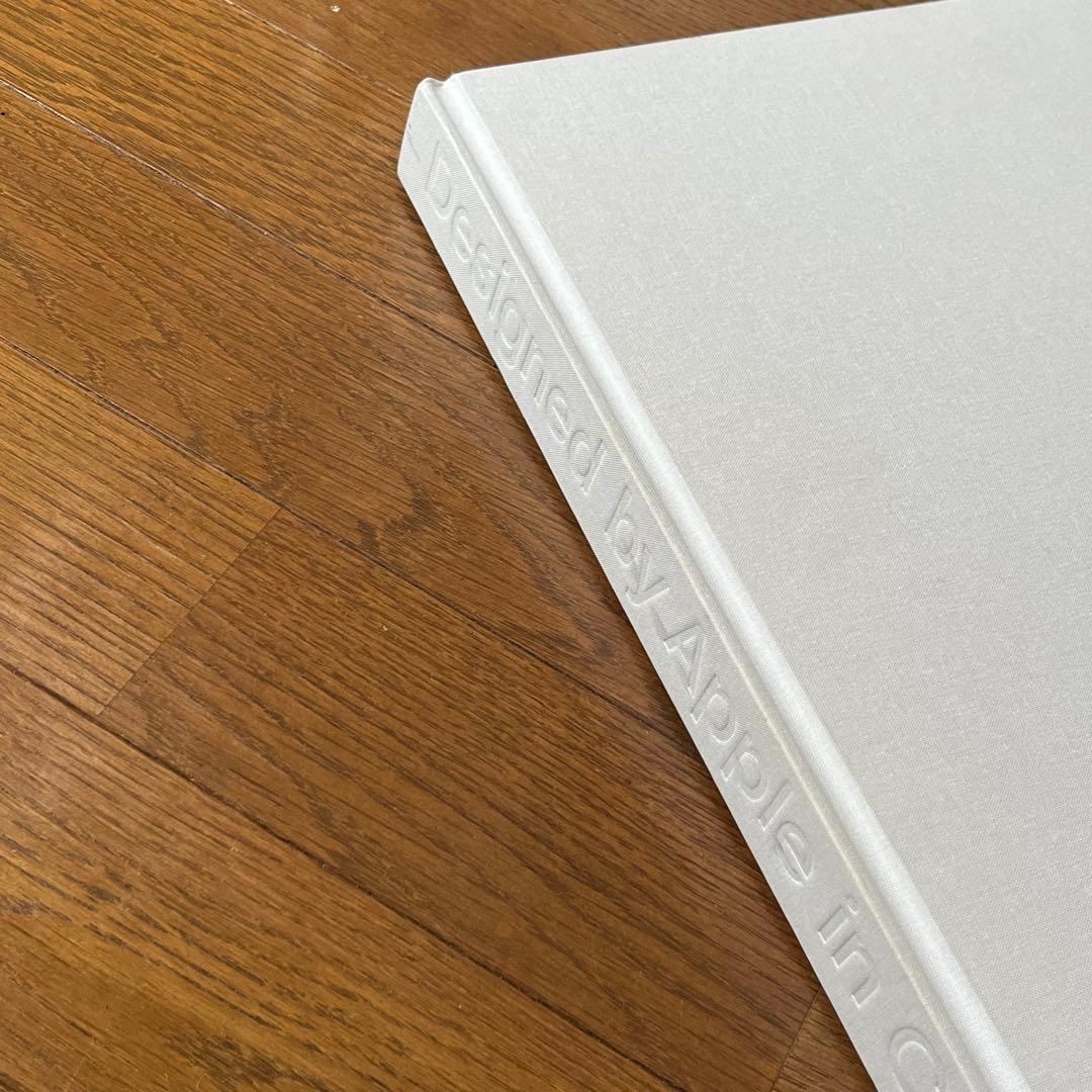 Designed by Apple in California(大サイズ）