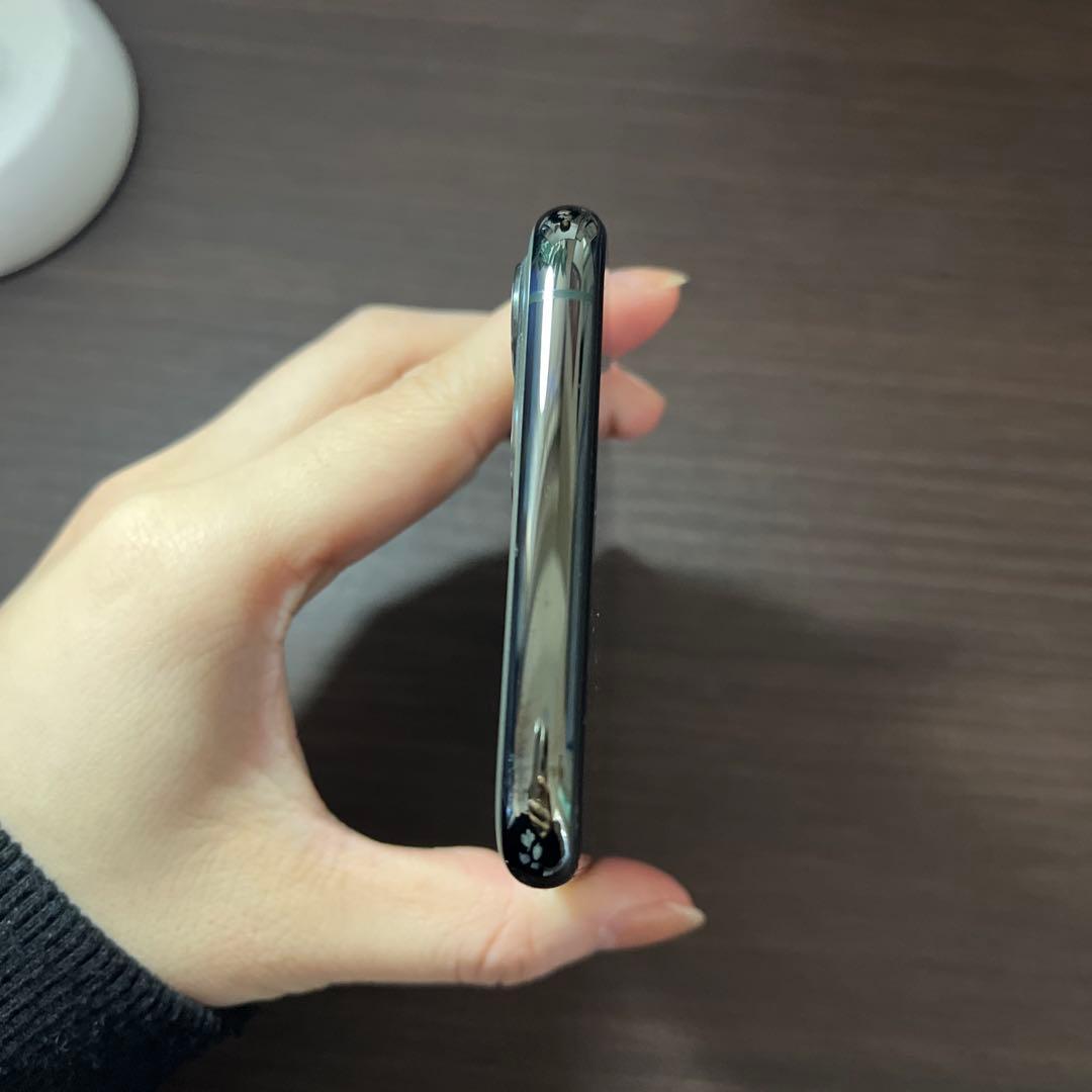 出品1/31迄❣️iPhone11pro ミッドナイトグリーン 256GB 本体