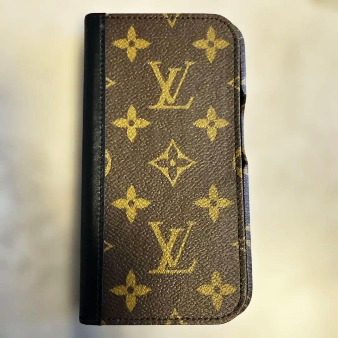 【超美品】Louis Vuitton IPHONE 15 PRO・フォリオ
