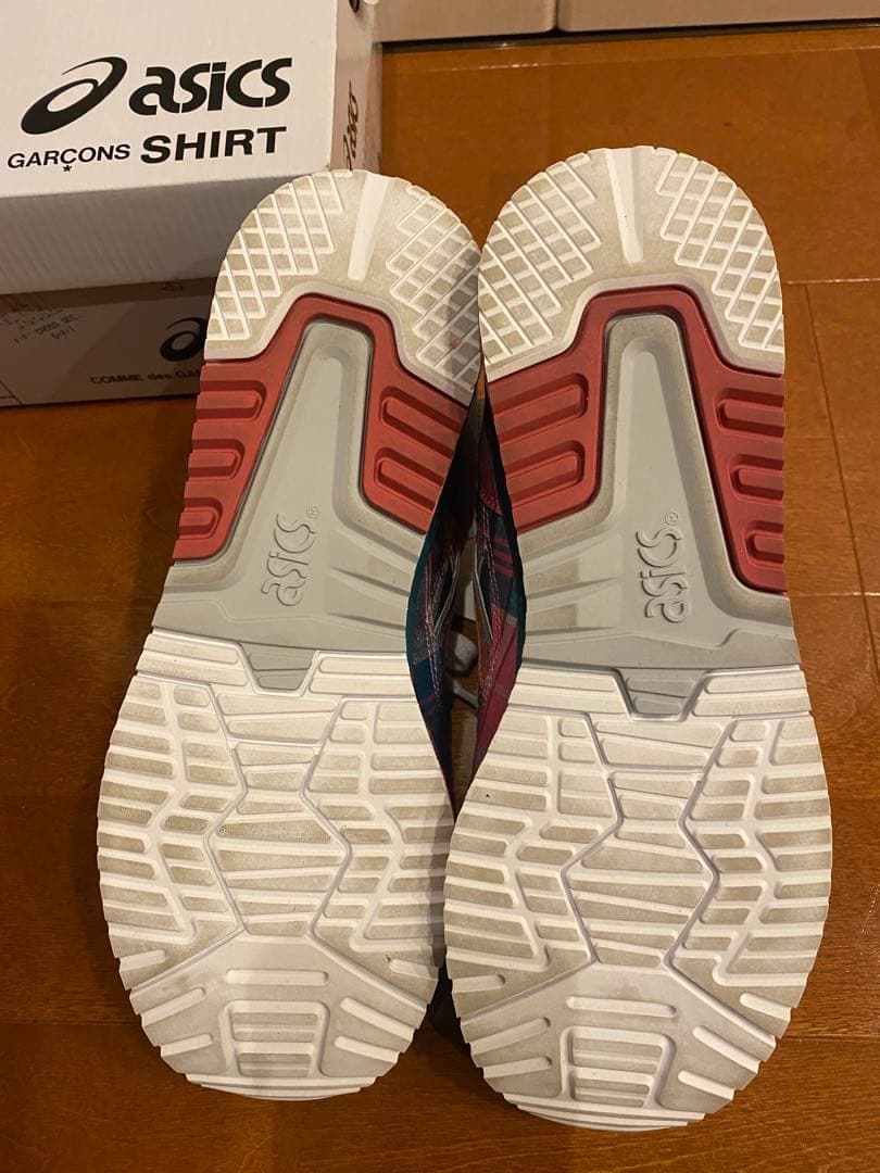 コムデギャルソンシャツ✖️asicsスニーカー