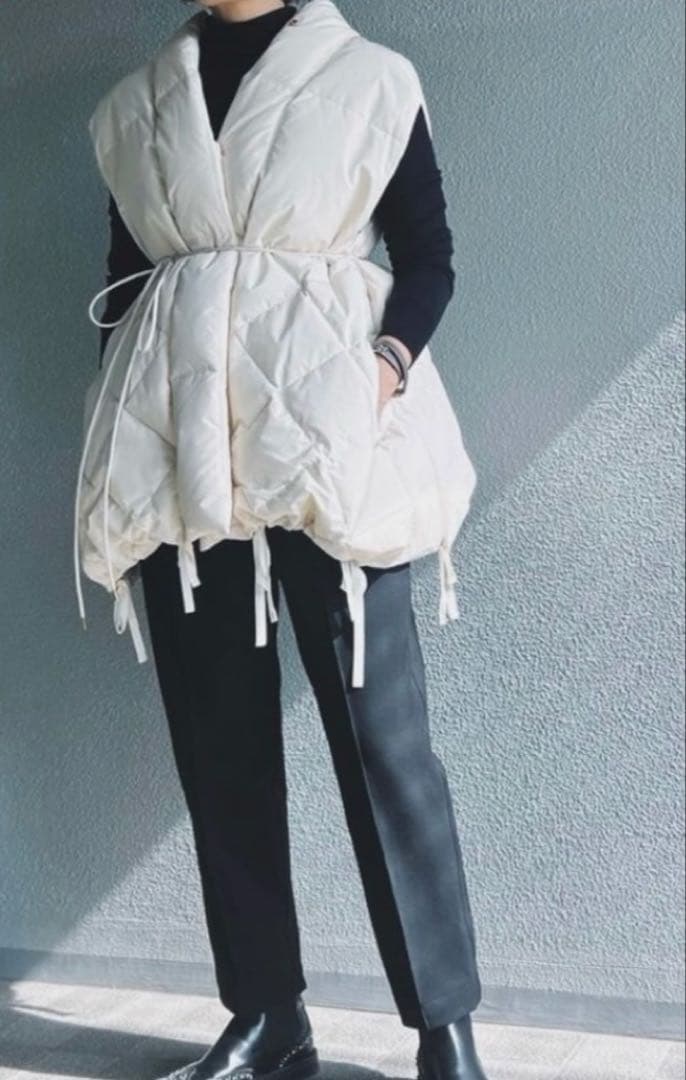 試着のみ　Drawerドゥロワー ダウンベスト