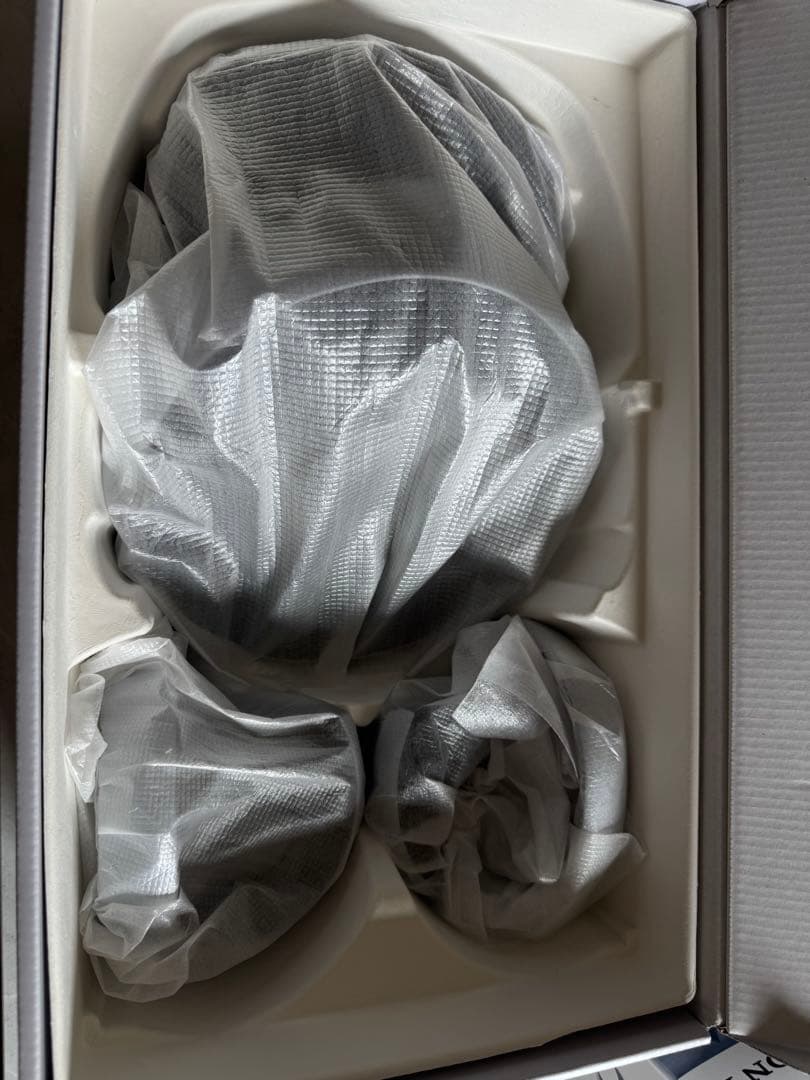 PlayStation VR2 ヘッドセットとコントローラー付き