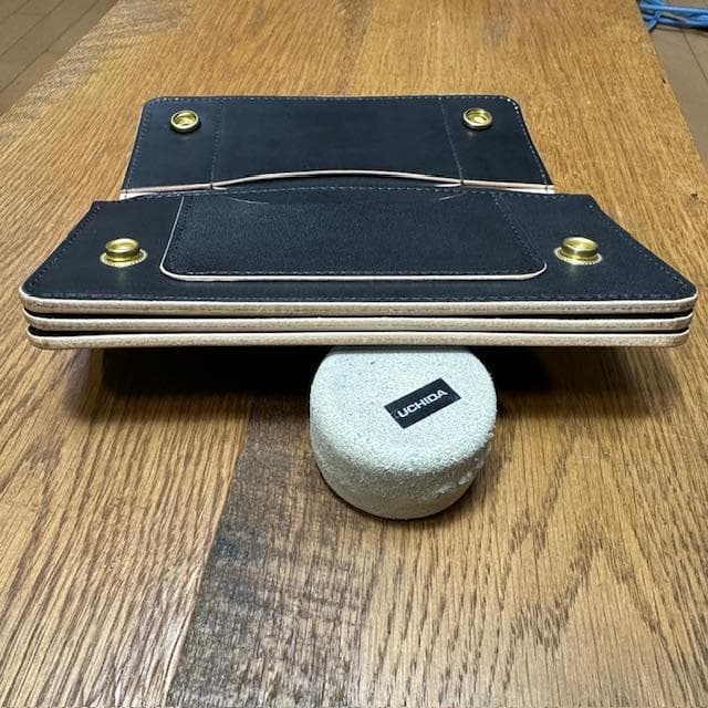 ロングトラッカーウォレット　丘染め茶芯ブラック　真鍮 トラッカーウォレット