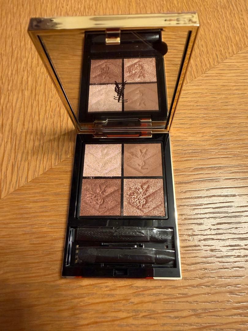 ホリデー限定品 イヴ・サンローラン クチュールミニクラッチ025