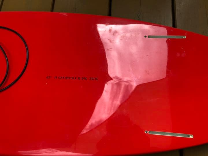 送料込み！サーフボード  6.2ft 布カバー、リーシュコード付き