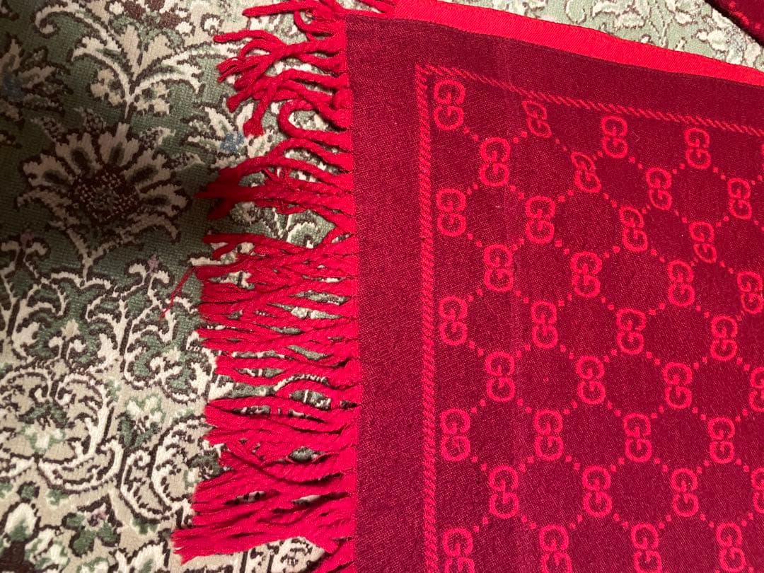 h*r様 GUCCI レッドマフラー GGロゴ