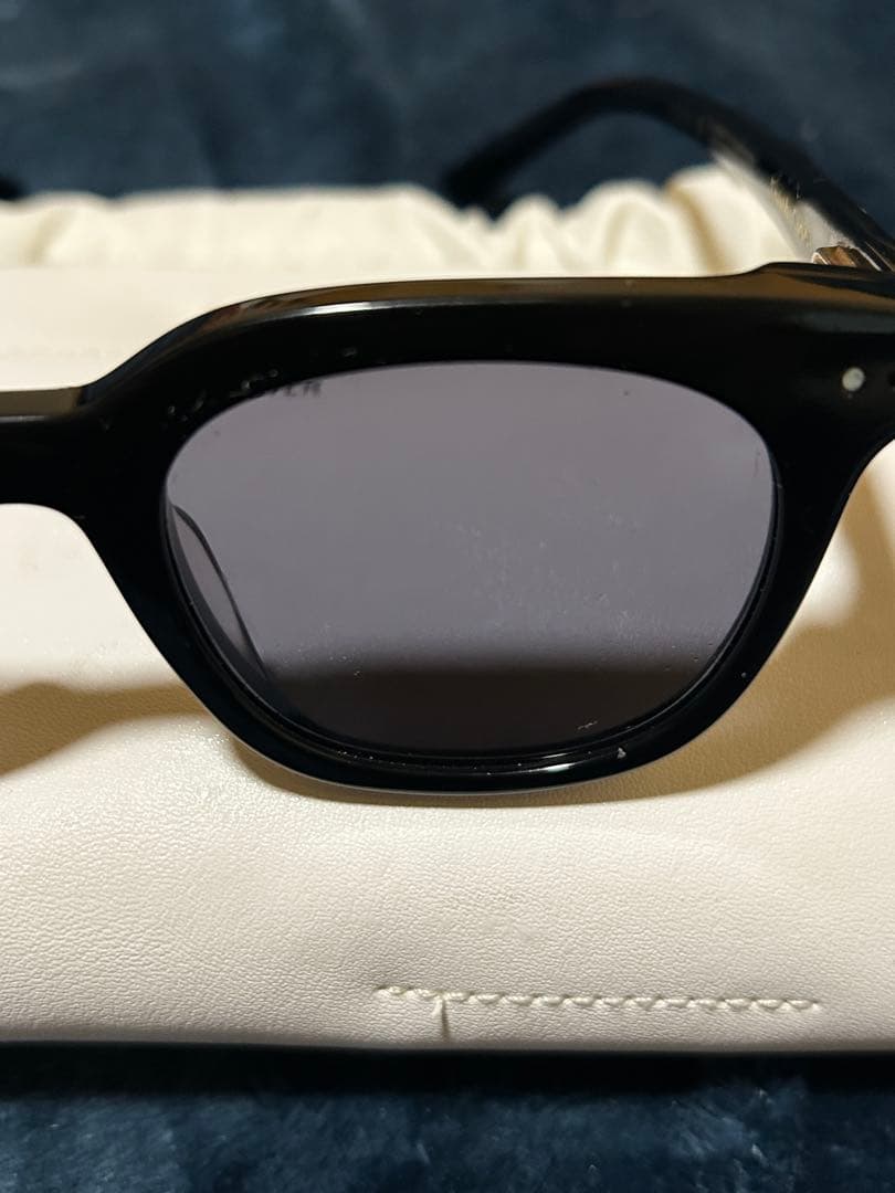 GENTLE MONSTER South Side サングラス　ブラック