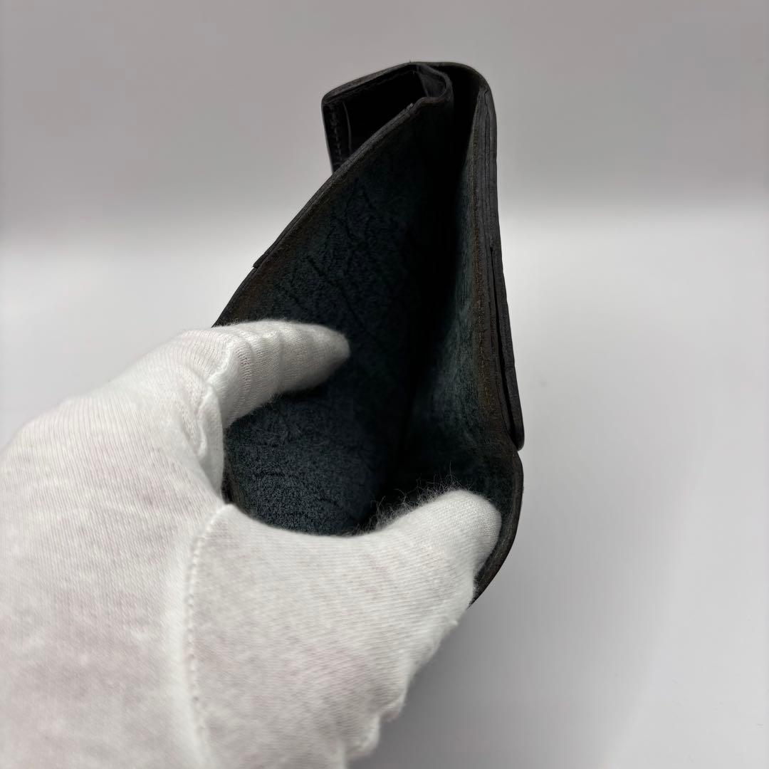 ILBISONTE 二つ折り財布　ブラック　クロコ　型押し　レザー　財布　革